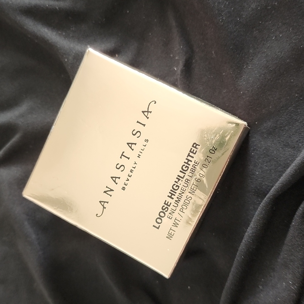 Brand New Anastasia Beverly Hills Loose Highlighter